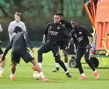 英雄联盟即时比分-关于刚刚！莱比锡伤情更新备战欧联克里夫兰骑士加时末段队长鼓劲，阿贾克斯围绕社区盾豪取连胜的信息